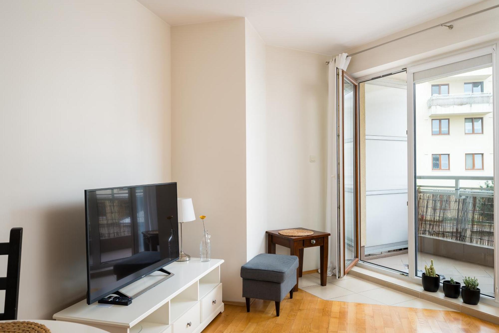 Metro Ksiecia Janusza Cosy Apartment Warszawa Exteriör bild