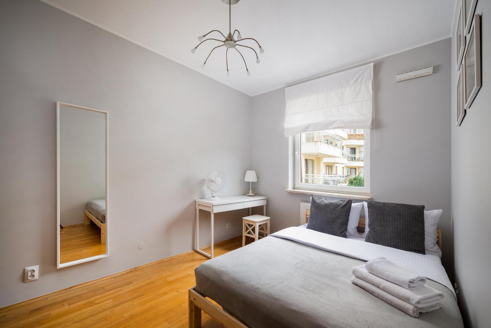 Metro Ksiecia Janusza Cosy Apartment Warszawa Exteriör bild